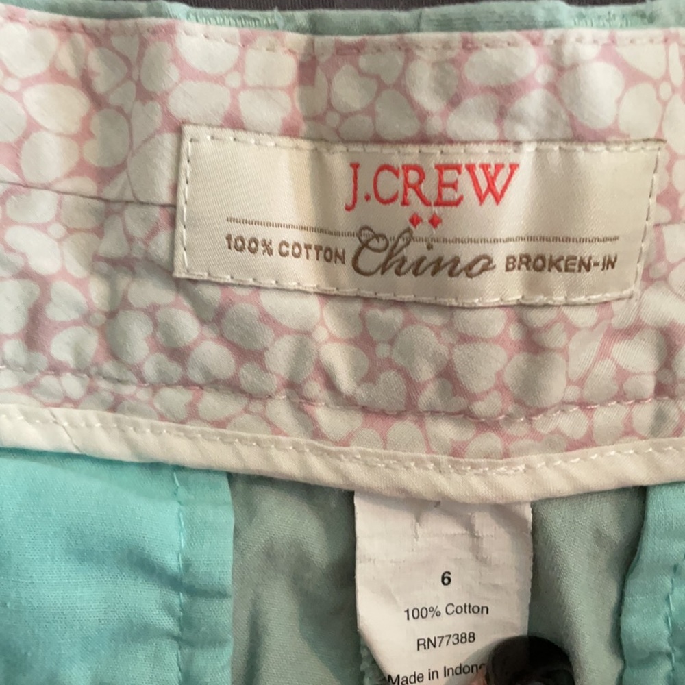 3/$18. 🌼 J. Crew lime green chino shorts size 6 - Picture 2 of 8